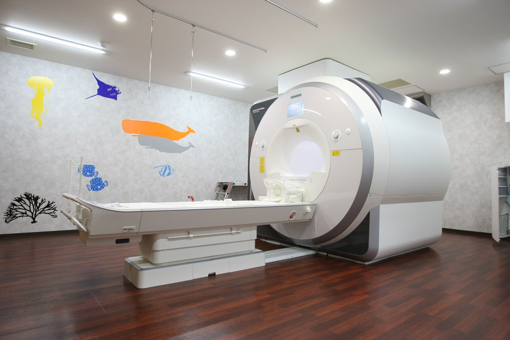 MRIスキャナー